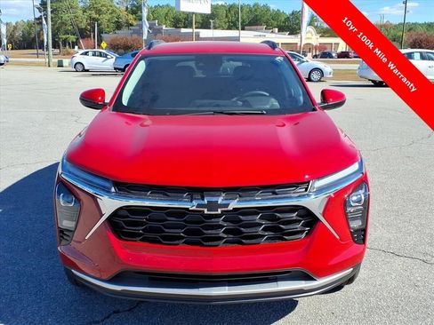 New 2026 Chevrolet Trax LT w/ Driver Confidence Package image 8