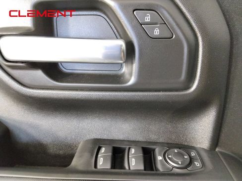 Used 2023 Chevrolet Silverado 1500 Custom AWD/4WD image 22