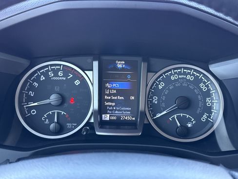 Used 2023 Toyota Tacoma SR5 RWD image 18