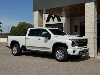 Used 2024 Chevrolet Silverado 2500 High Country w/ Technology Package