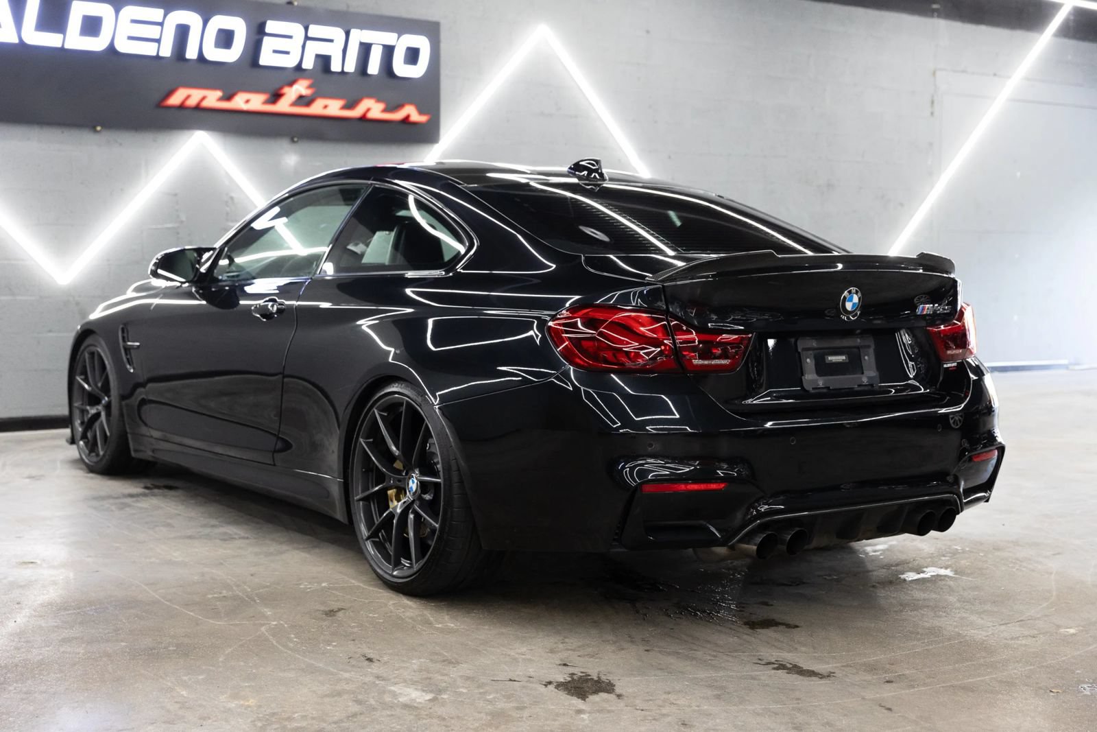 Used 2019 BMW M4 CS w/ Executive Package RWD image 28