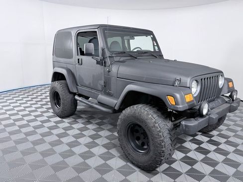 Used 2001 Jeep Wrangler Sport image 2