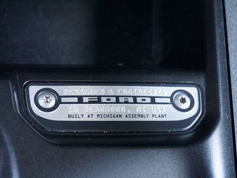 Used 2023 Ford Bronco Black Diamond w/ Sasquatch Package image 31