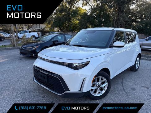 Used 2024 Kia Soul LX w/ Option Group 015 image 1