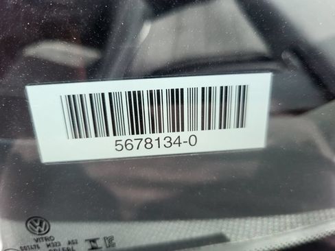 Used 2025 Volkswagen Jetta Sport FWD image 4