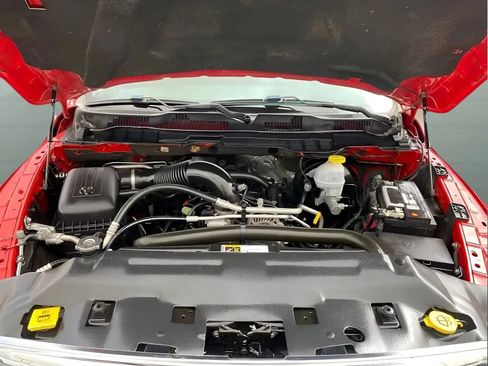 Used 2020 RAM 1500 Classic SLT RWD image 22