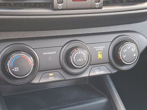 Used 2023 Kia Forte LXS image 15