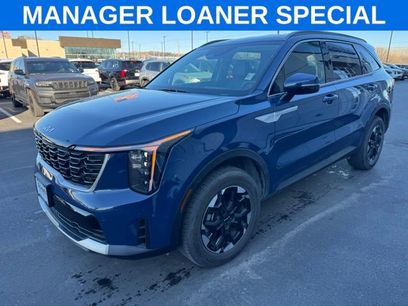 New 2025 Kia Sorento S