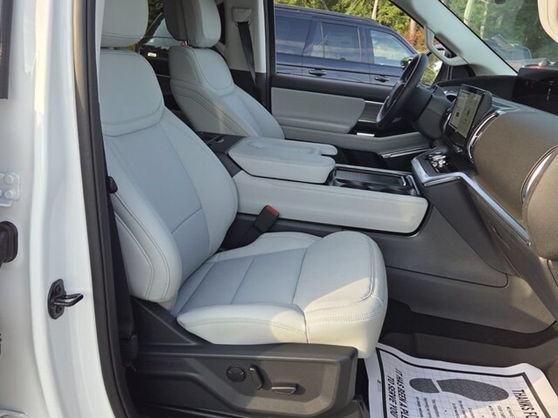 New 2027 Ford Expedition Max Platinum AWD/4WD image 16