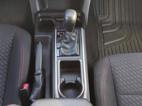 Used 2021 Toyota Tacoma SR5 RWD image 15