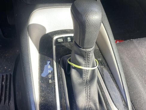 Certified 2024 Toyota Corolla LE AWD/4WD image 20