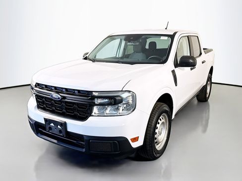 Used 2022 Ford Maverick XL image 4