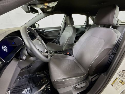 Used 2025 Volkswagen Jetta Sport image 5