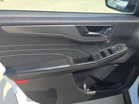 Used 2023 Ford Escape Active AWD/4WD image 19