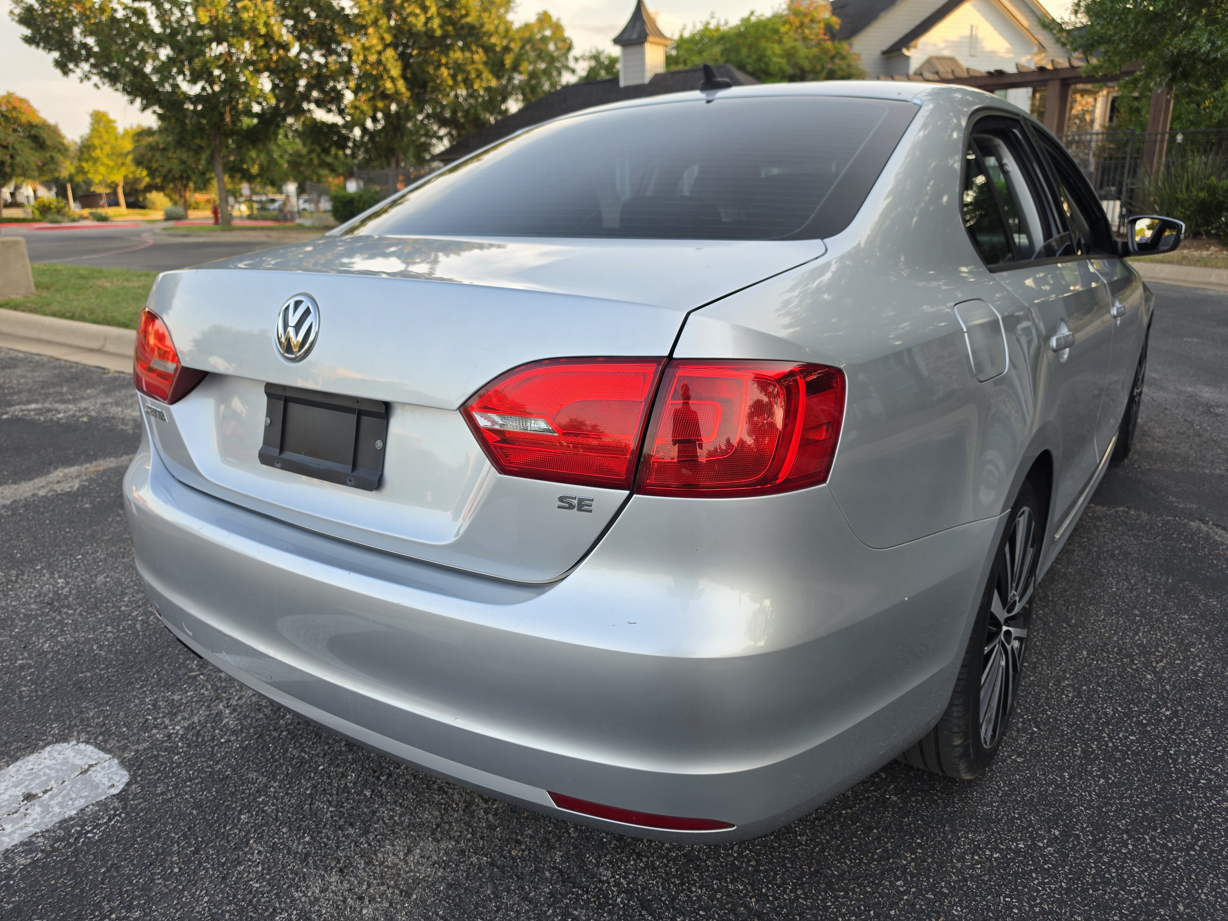 Used 2014 Volkswagen Jetta SE FWD image 7