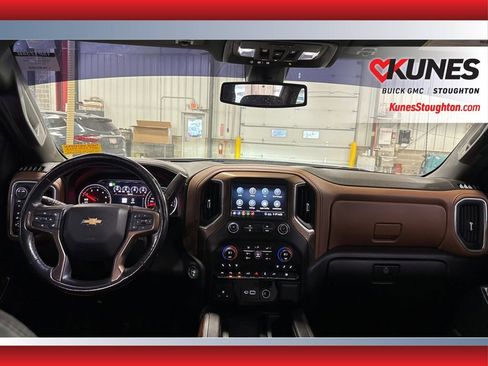 Used 2020 Chevrolet Silverado 1500 High Country image 41
