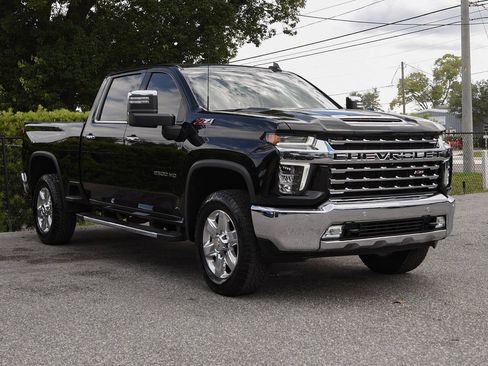 Used 2022 Chevrolet Silverado 2500 LTZ w/ LTZ Plus Package AWD/4WD image 4