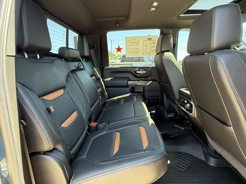 Used 2020 GMC Sierra 2500 AT4 w/ AT4 Premium Package AWD/4WD image 53