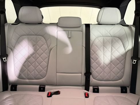 Certified 2024 BMW X5 sDrive40i w/ Premium Package RWD image 29