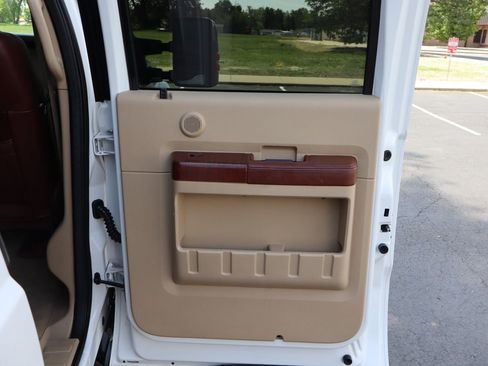 Used 2014 Ford F450 King Ranch AWD/4WD image 25