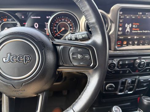 Used 2023 Jeep Wrangler Unlimited Sport AWD/4WD image 23