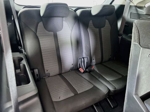 Used 2023 Kia Sorento LX FWD image 24