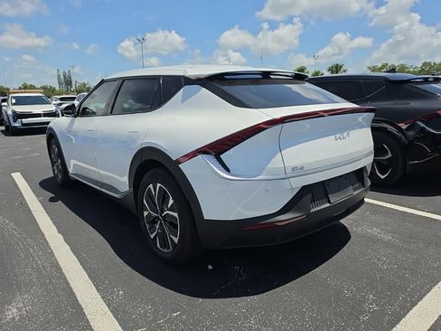 Certified 2024 Kia EV6 Light RWD image 12