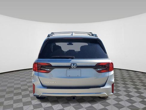 New 2026 Honda Odyssey EX-L image 3