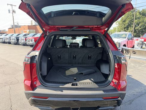 Used 2025 Chevrolet Equinox RS w/ Safety and Technology Package AWD/4WD image 6