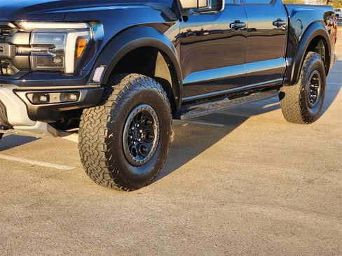 Used 2024 Ford F150 Raptor image 12