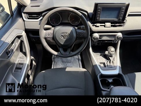 Used 2021 Toyota RAV4 LE AWD/4WD image 32