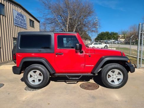 Used 2011 Jeep Wrangler Sport image 2