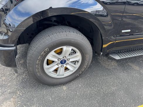 Used 2017 Ford F150 XL w/ Equipment Group 101A Mid image 4