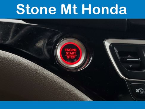 Used 2017 Honda Pilot Touring image 34