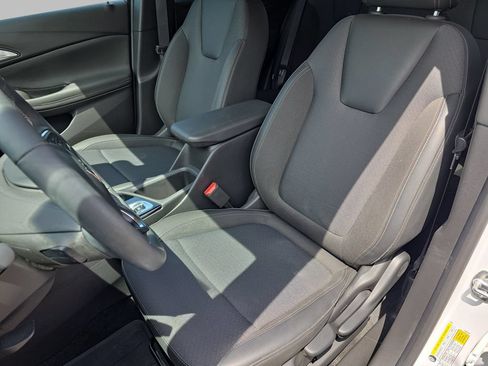 Certified 2024 Buick Encore GX Preferred AWD/4WD image 15