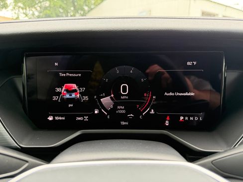 New 2027 GMC Acadia Elevation w/ Elevation Premium Package AWD/4WD image 16