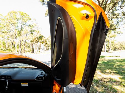 Used 2024 McLaren Artura RWD image 68