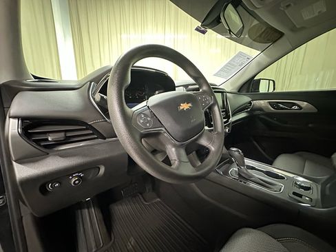 Used 2019 Chevrolet Traverse LS image 27