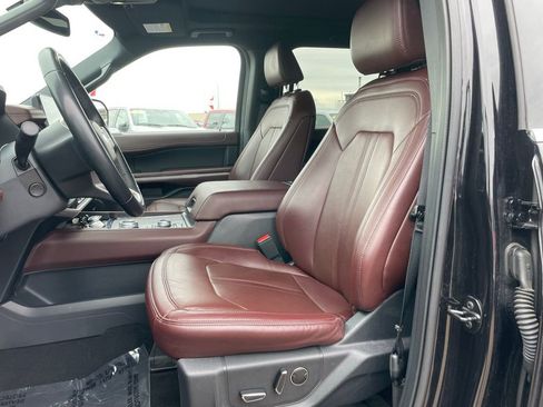 Used 2024 Ford Expedition Max Limited AWD/4WD image 7