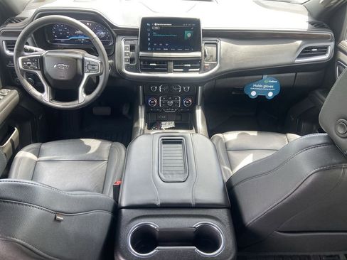 Certified 2022 Chevrolet Tahoe Z71 w/ Luxury Package AWD/4WD image 13