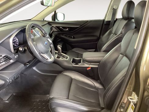 Used 2022 Subaru Outback Limited w/ Popular Package #2 AWD/4WD image 9
