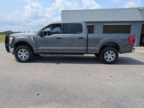 Used 2022 Ford F150 XLT w/ Equipment Group 301A Mid AWD/4WD image 7