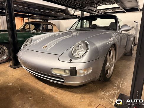 Used 1995 Porsche 911 Carrera RWD image 1