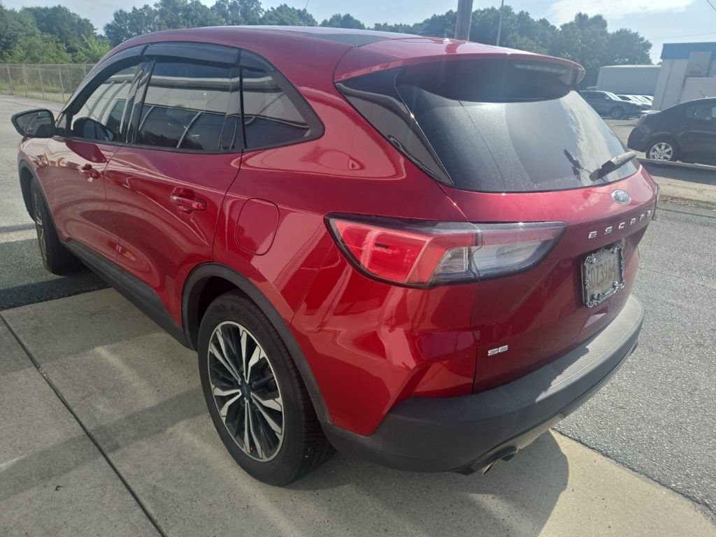 Used 2022 Ford Escape SE w/ SE Sport Appearance Package FWD image 35
