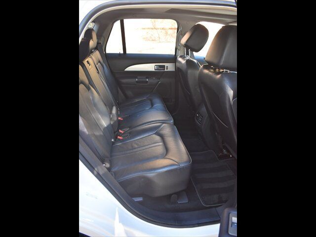 Used 2013 Lincoln MKX AWD image 25