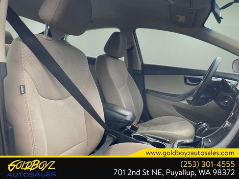 Used 2016 Hyundai Elantra SE FWD image 26