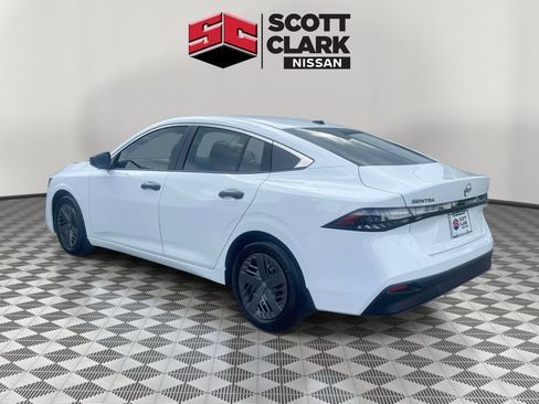 New 2026 Nissan Sentra S w/ Floor Mat Package FWD image 4