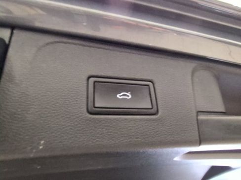 Used 2023 Volkswagen Atlas SE image 21