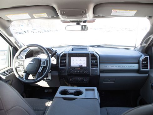 Used 2022 Ford F250 XLT image 13