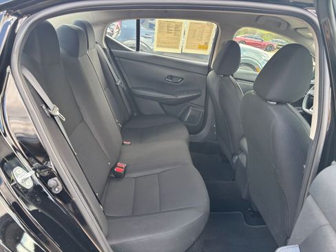 Used 2025 Nissan Sentra S image 23